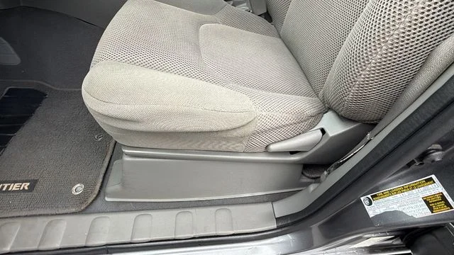 Used 2020 Gray Nissan SV image 21