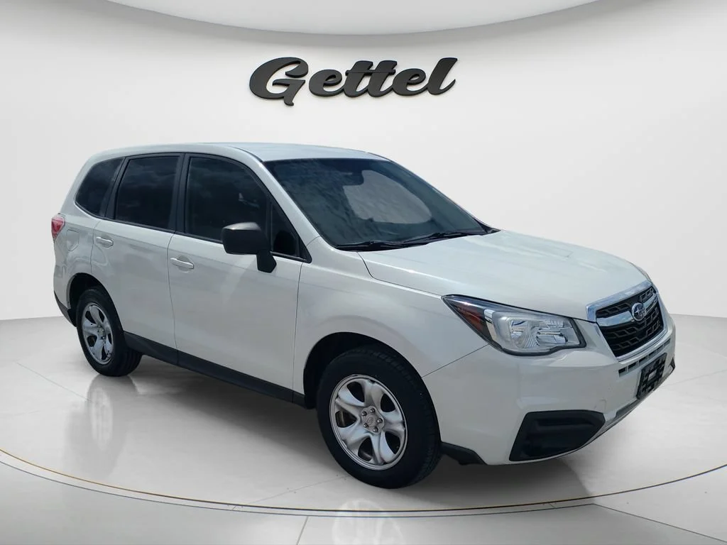 Used 2018 White Subaru 2.5i image 3