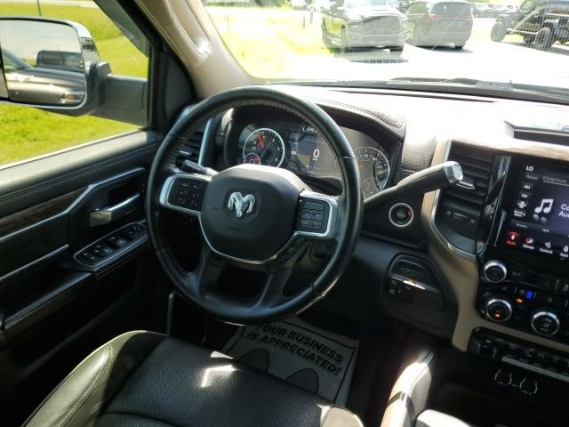 Used 2021 Silver Ram Laramie image 17