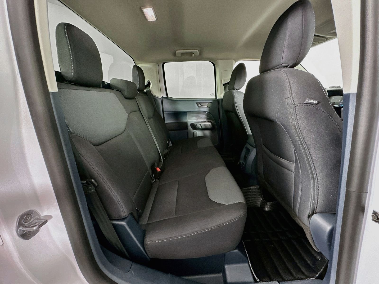 Used 2023 Oxford White Ford XL image 24