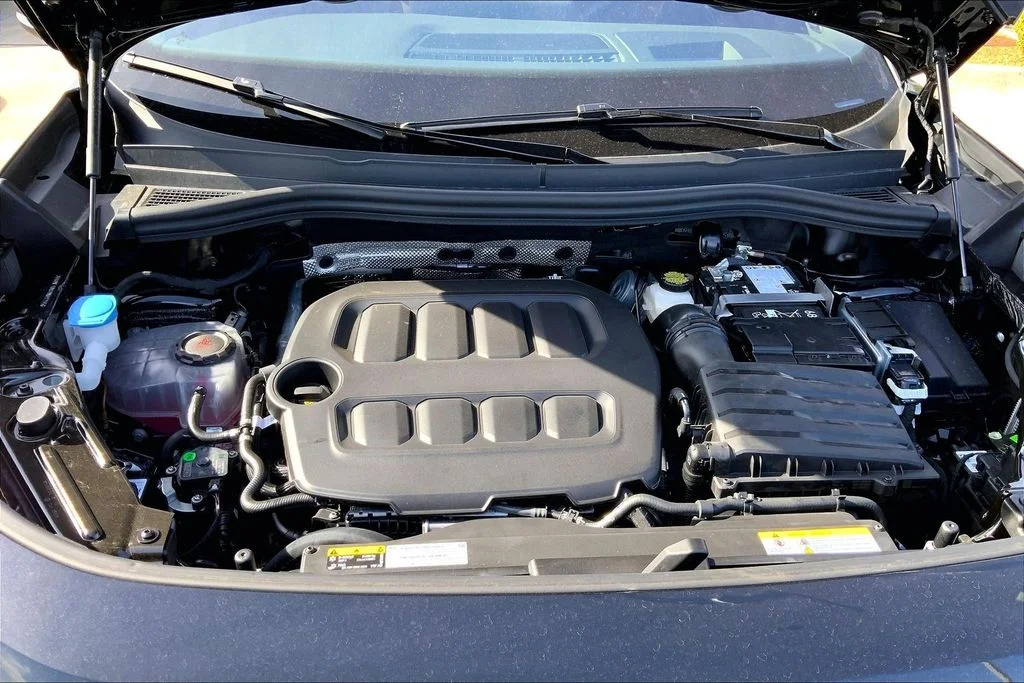 New 2026 Deep Black Pearl Volkswagen SEL R-Line Turbo image 11
