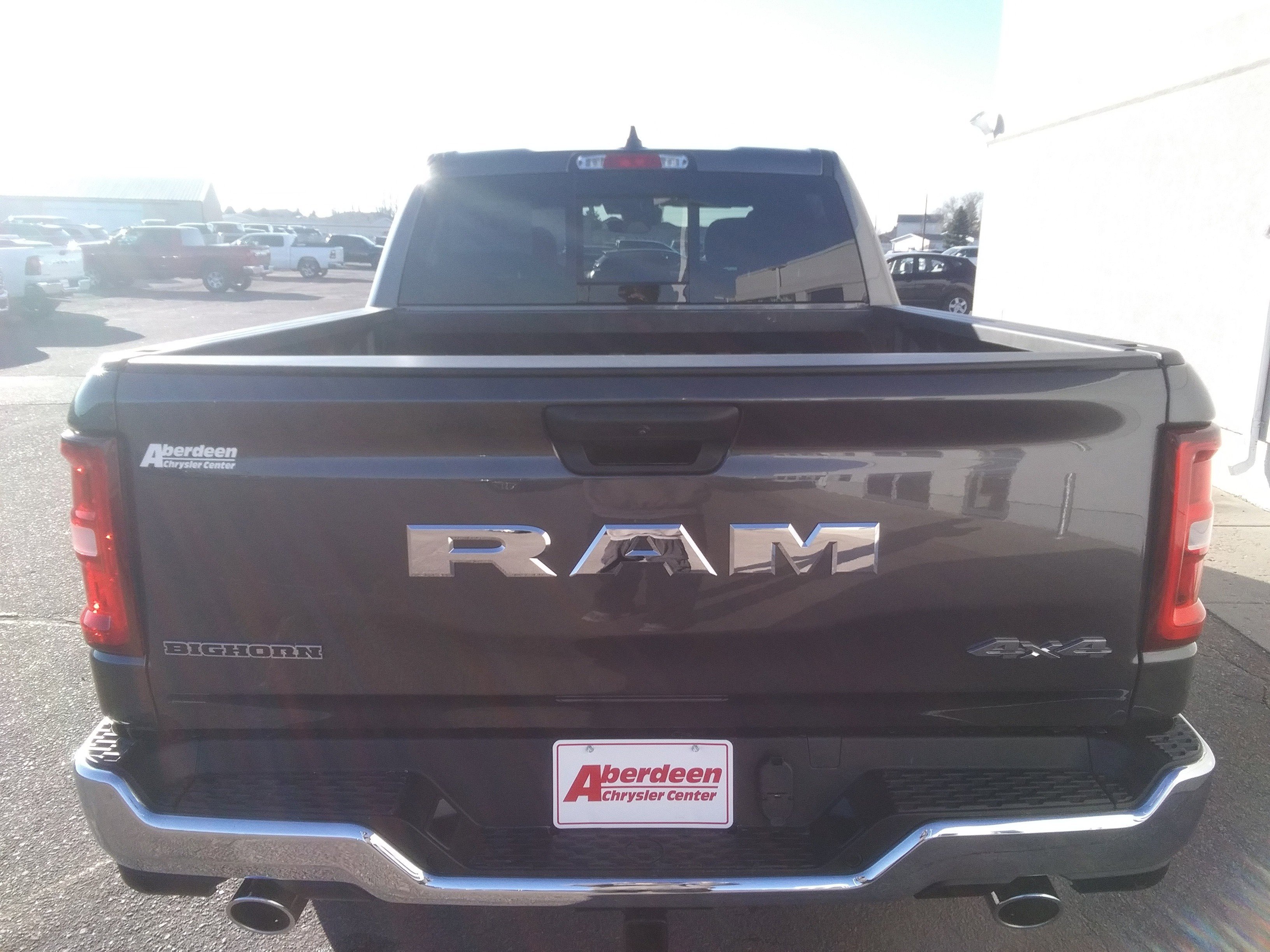New 2026 Granite Crystal Metallic Clear-Coat Exterior Paint RAM Big Horn/Lone Star image 6
