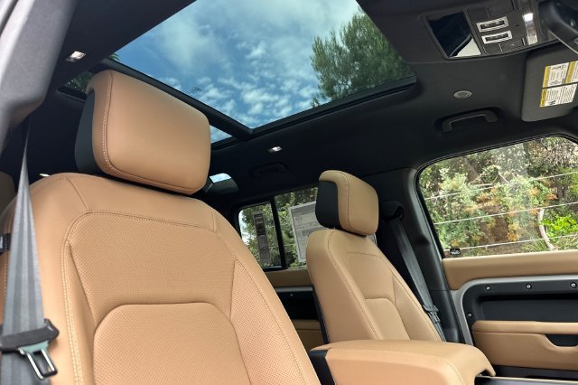 New 2026 Borasco Grey Land Rover S image 15