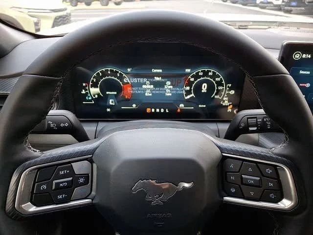 2026 Ford Mustang EcoBoost Fastback - Photo 13