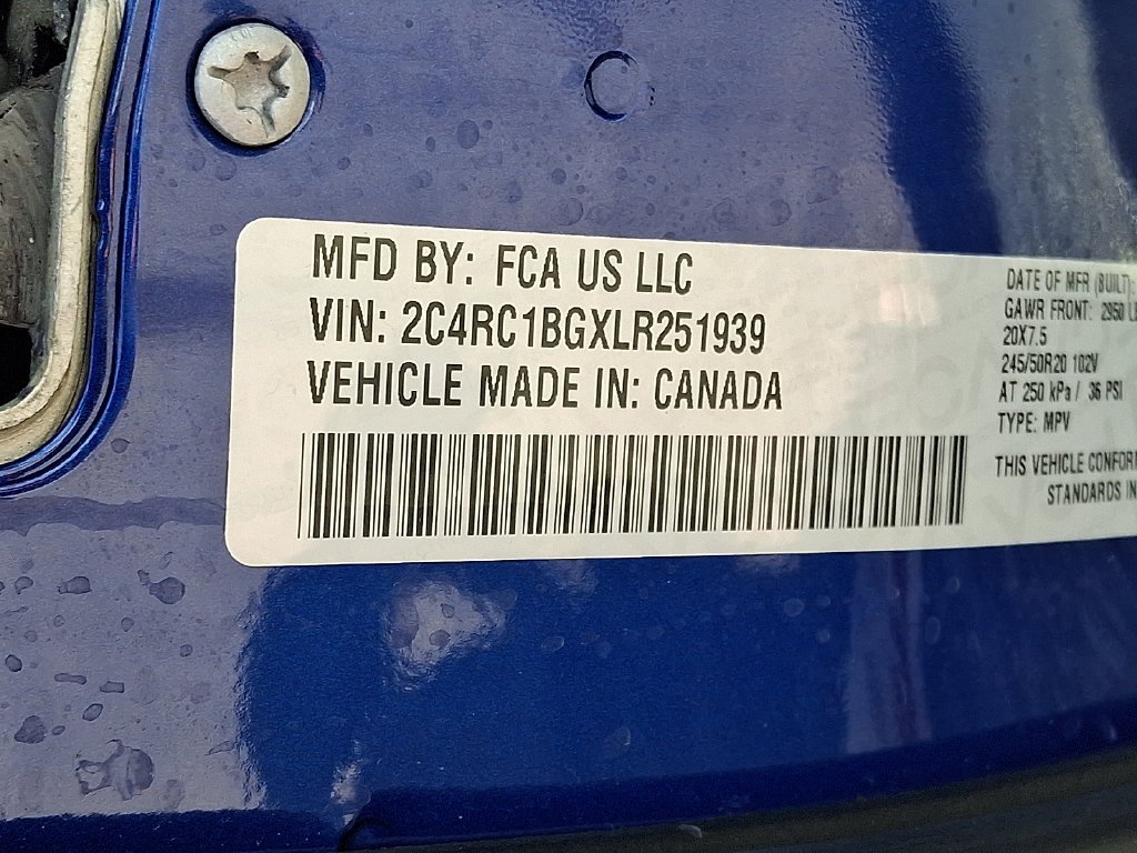 Used 2020 Blue Chrysler Touring L image 28