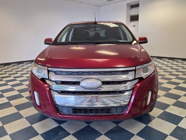 Used 2013 Red Ford SEL image 2