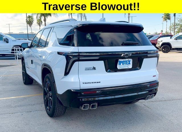 New 2027 Polar White Tricoat Chevrolet RS image 6