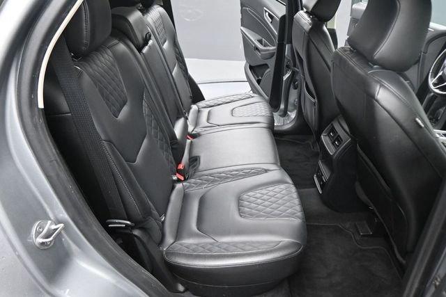 Used 2024 Silver Ford Titanium image 16