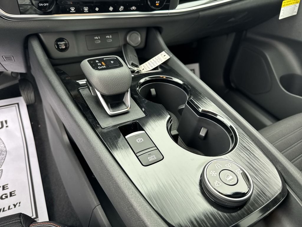 New 2026 Everest White Pearl TriCoat Nissan Rock Creek® image 19