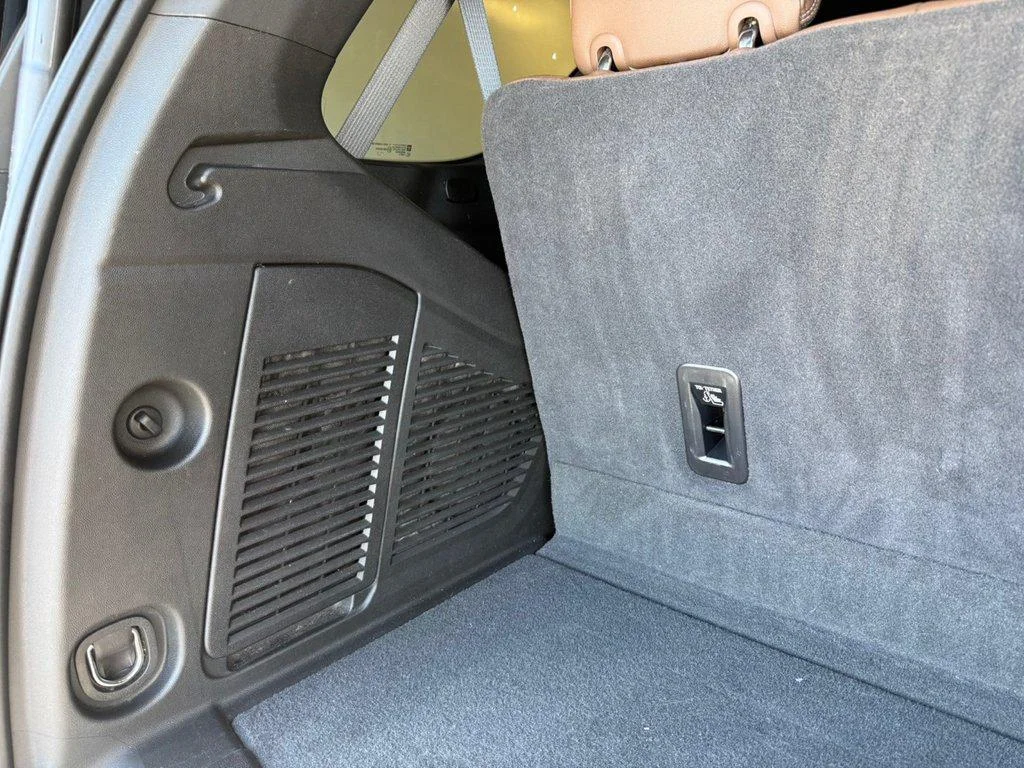 Used 2025 Sterling Grey Metallic Chevrolet HIGH COUNTRY image 19