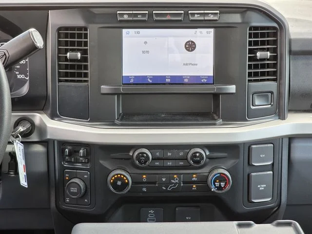 Used 2024 Silver Metallic Ford XLT image 9