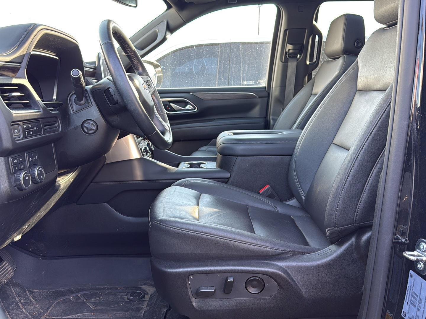 Used 2023 Black Chevrolet LT image 5