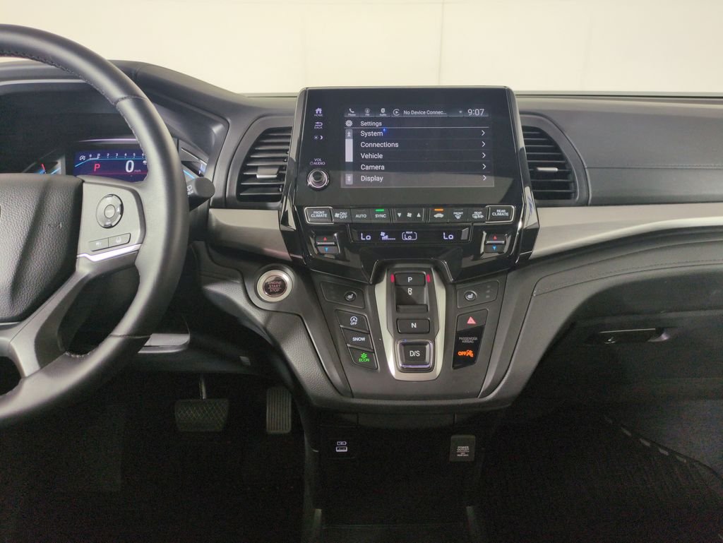 2024 Honda Odyssey EX-L - Photo 18