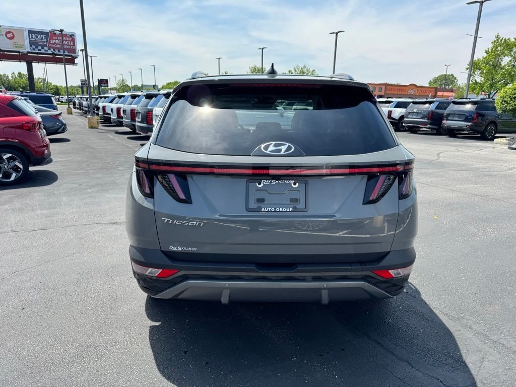 Used 2024 Gray Hyundai Limited image 6