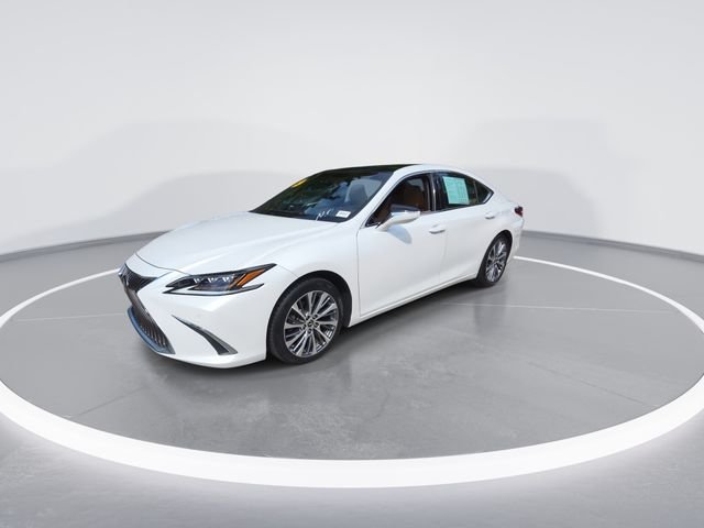 Used 2019 White Lexus 350 Luxury image 4