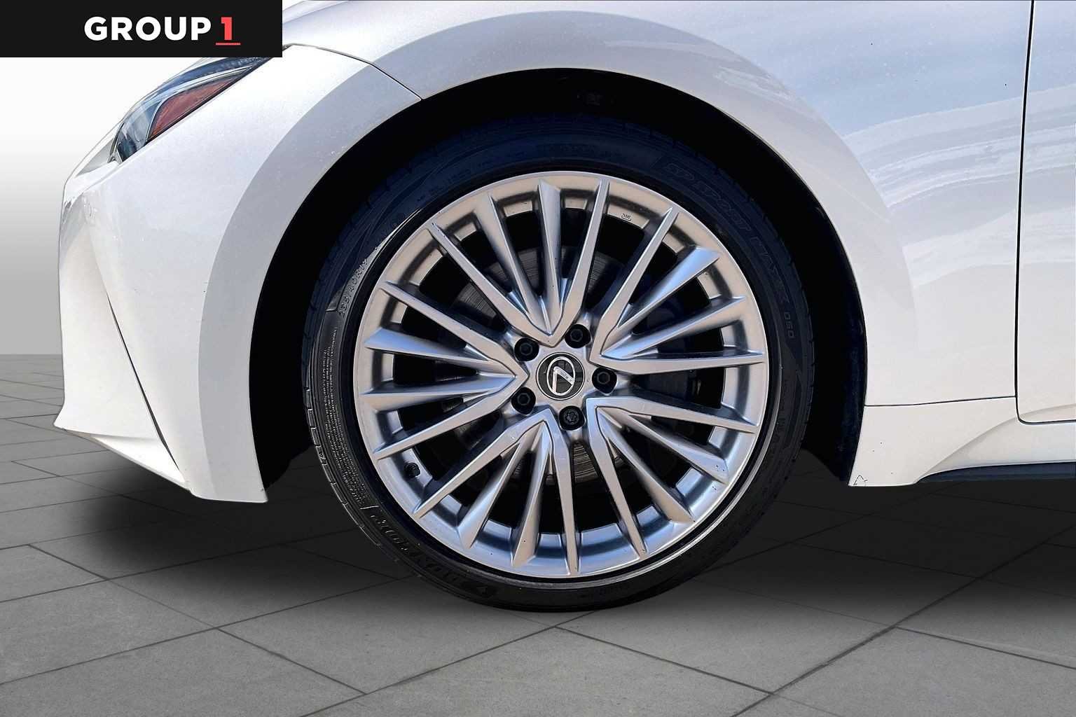 Certified Used 2024 Eminent White Pearl Lexus  image 9