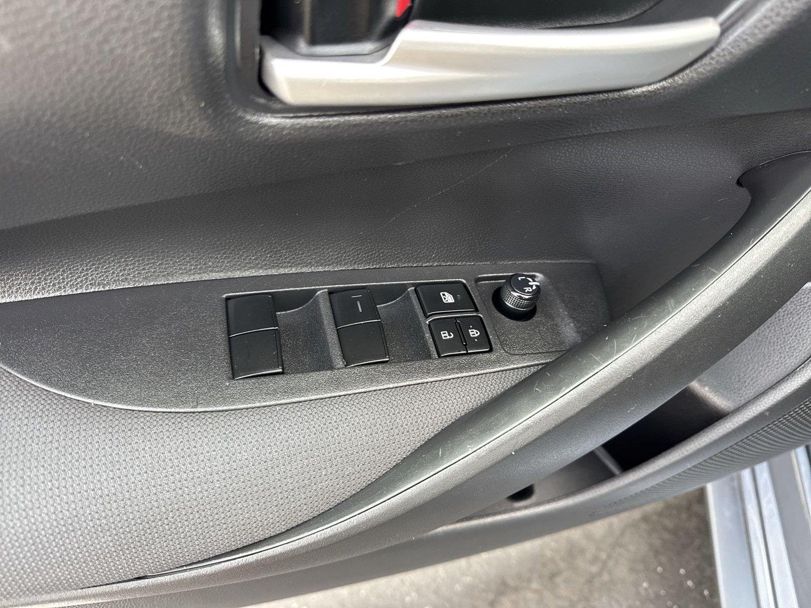 2021 Toyota Corolla LE - Photo 28