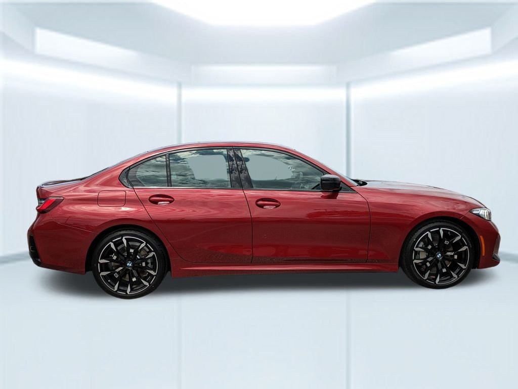 2025 BMW 3 Series 330i - Photo 6