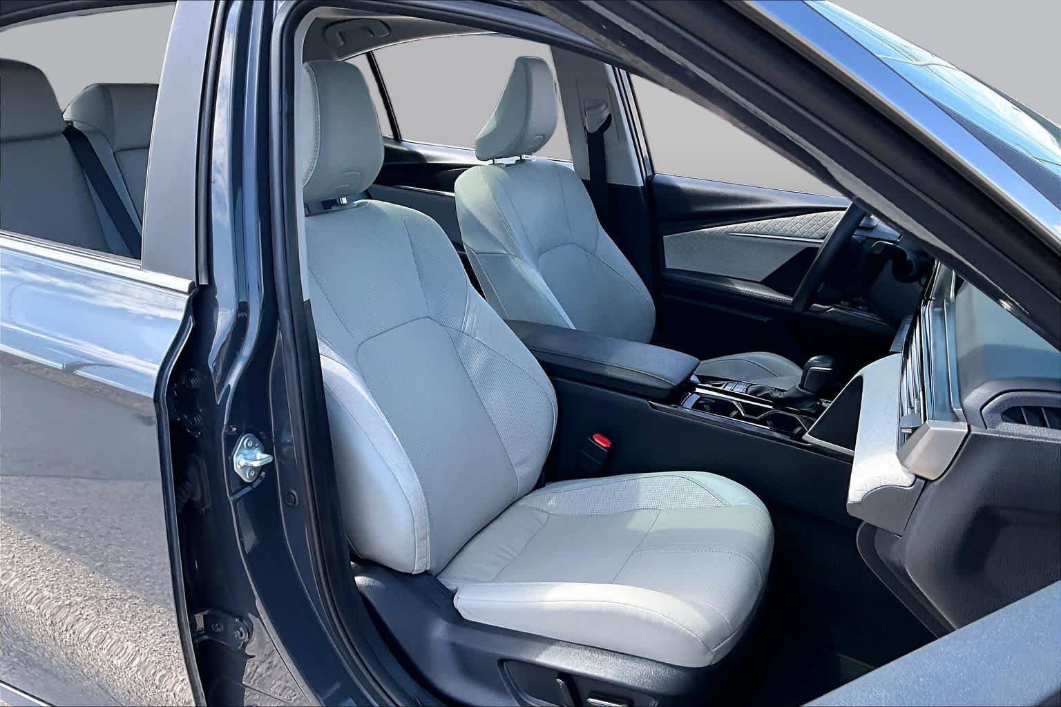 Used 2025 UNDERGROUND Toyota XLE image 9