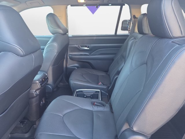 Certified Used 2024 Pearl Toyota Limited image 15