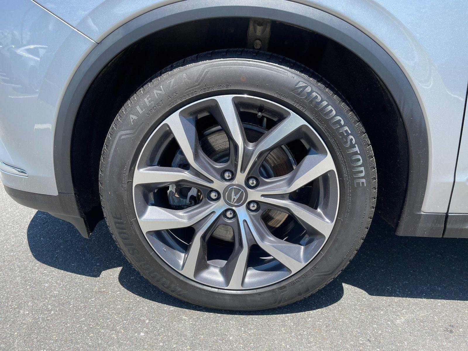 Used 2024 Lunar Silver Metallic Acura SH-AWD w/Tech image 10