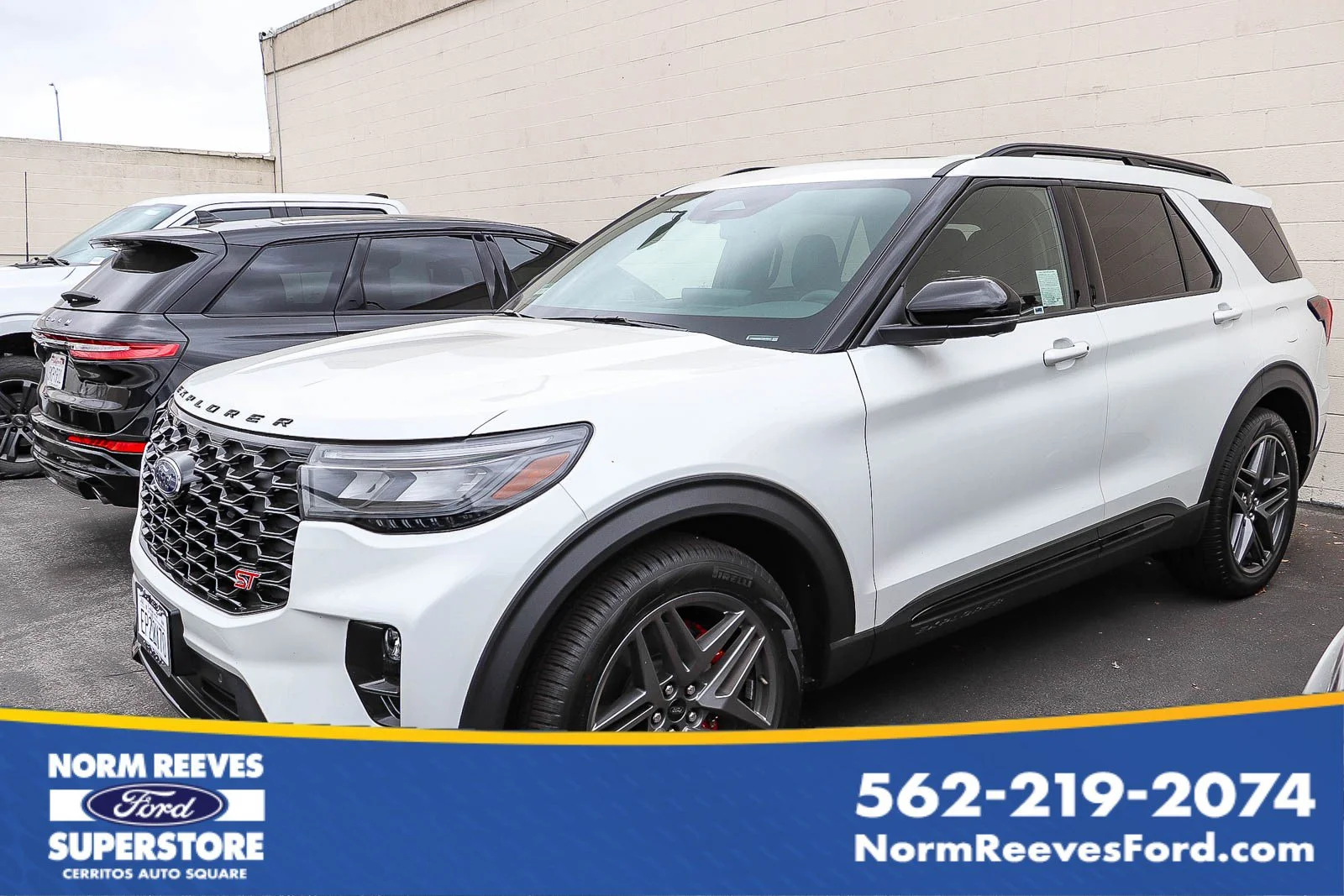2026 Ford Explorer ST 4WD's photo