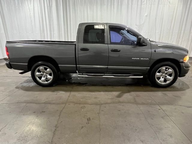 Used 2004 Dodge Ram 1500 Pickup SLT with VIN 1D7HA18DX4S754455 for sale in Grants Pass, OR