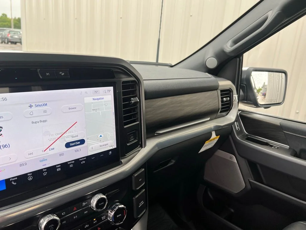 2025 Ford F-150 Lariat - Photo 31