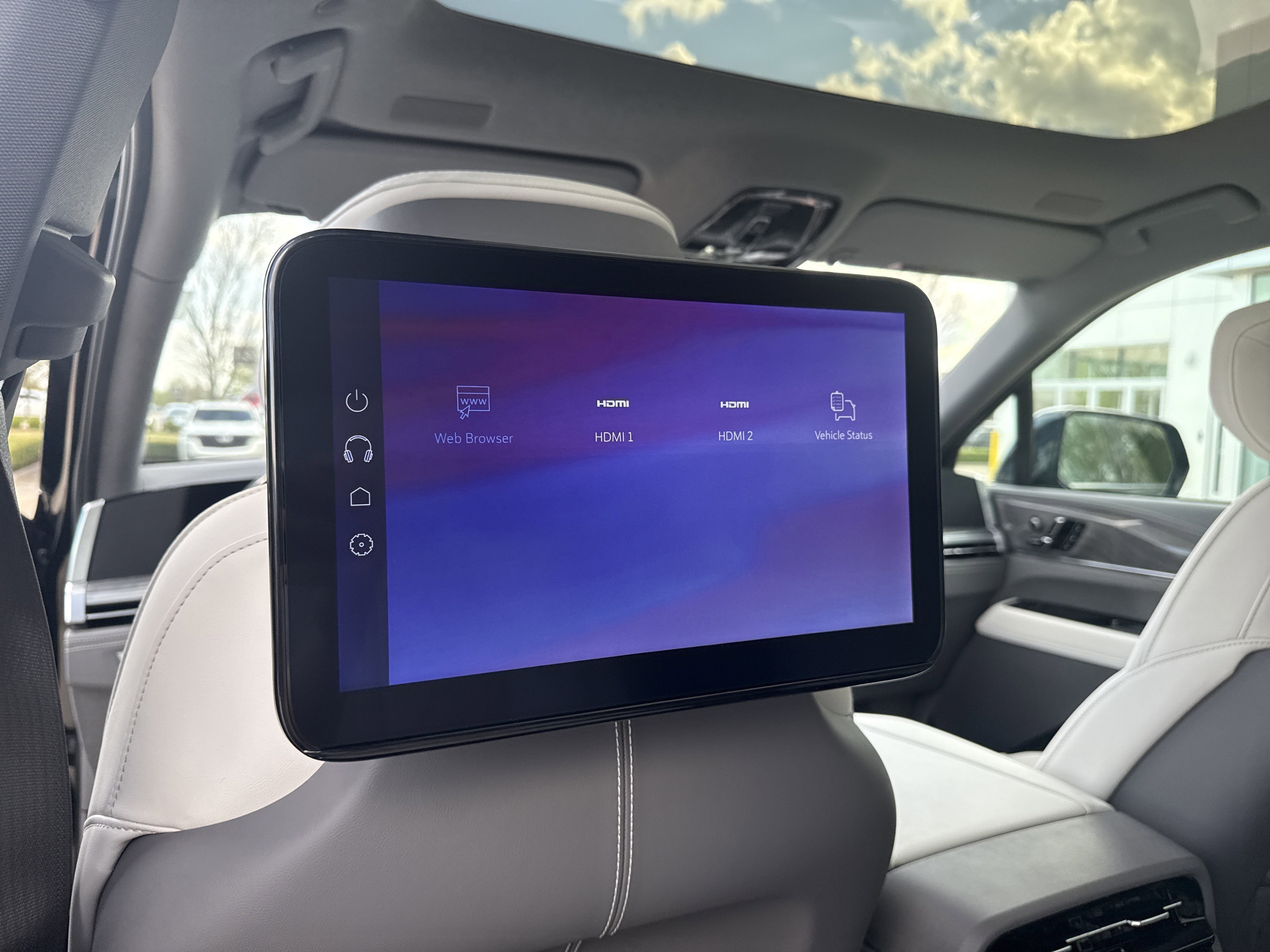 2026 Cadillac Escalade IQL Sport - Photo 12