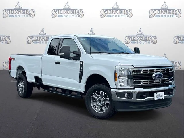 2025 Ford F-350 Super Duty Chassis Cab