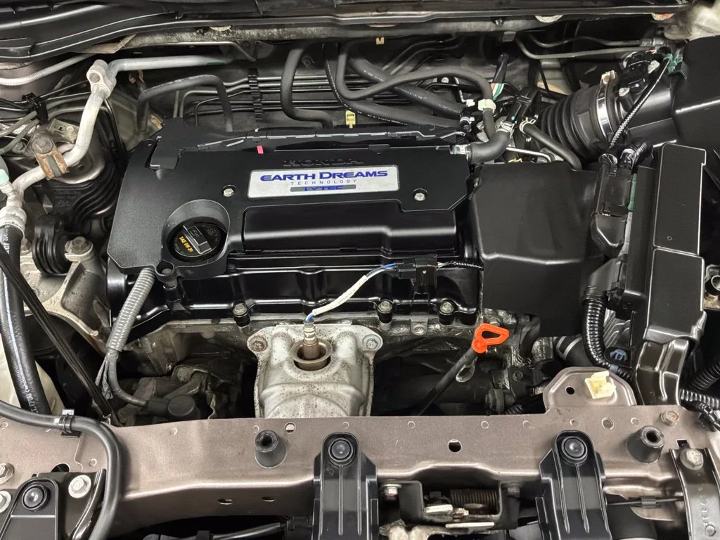 Used 2015  Honda Touring image 32