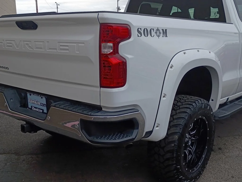 Used 2023 Summit White Chevrolet WT image 5