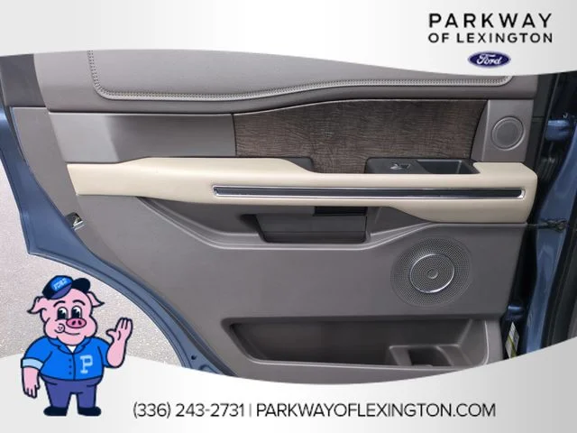 Used 2018 Blue Ford Limited image 29