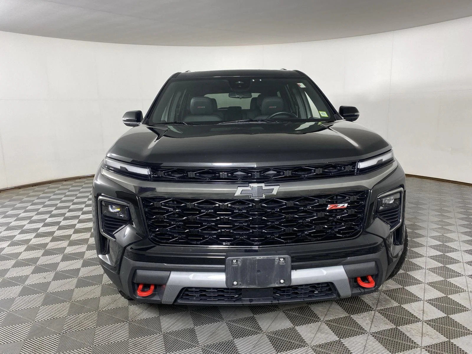 Used 2025 Mosaic Black Metallic Chevrolet AWD Z71 image 5