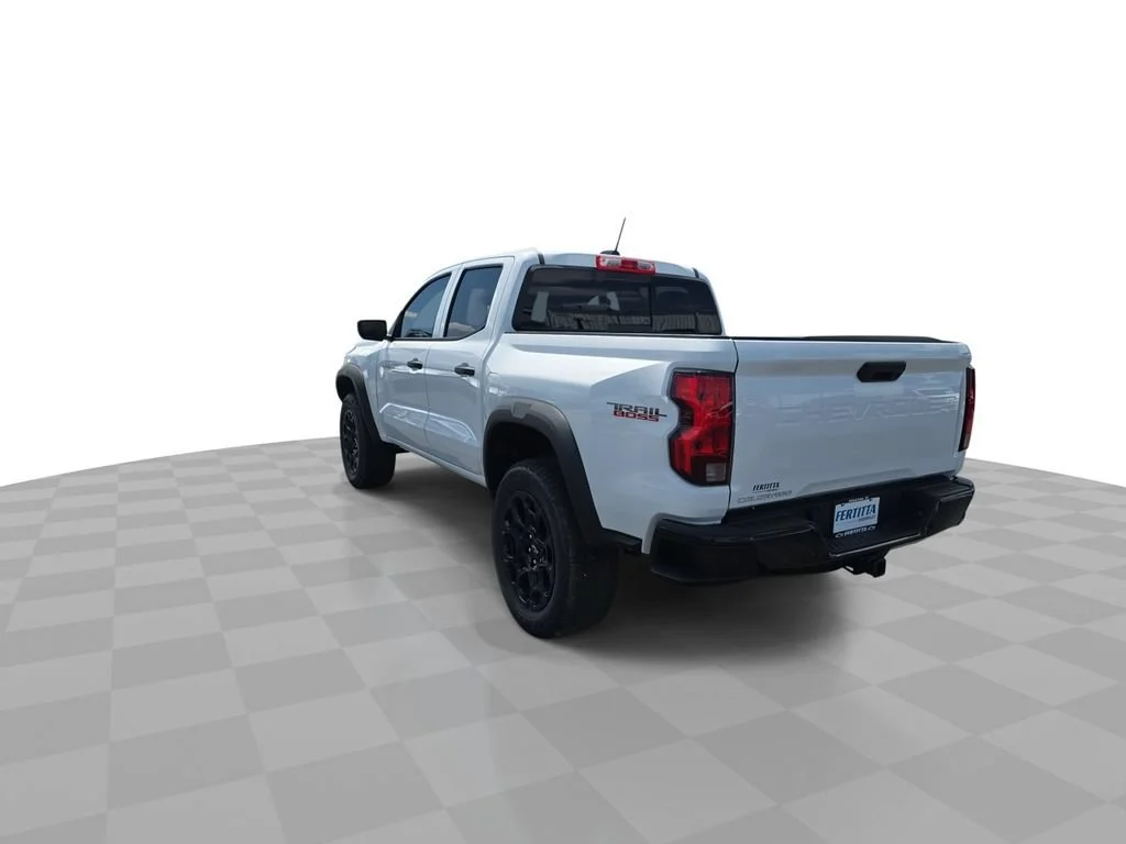 New 2026 Summit White Chevrolet Trail Boss image 6