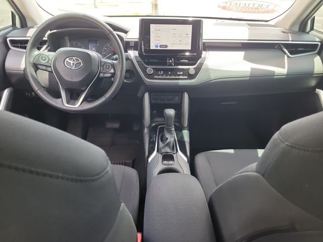 Used 2024  Toyota LE image 13