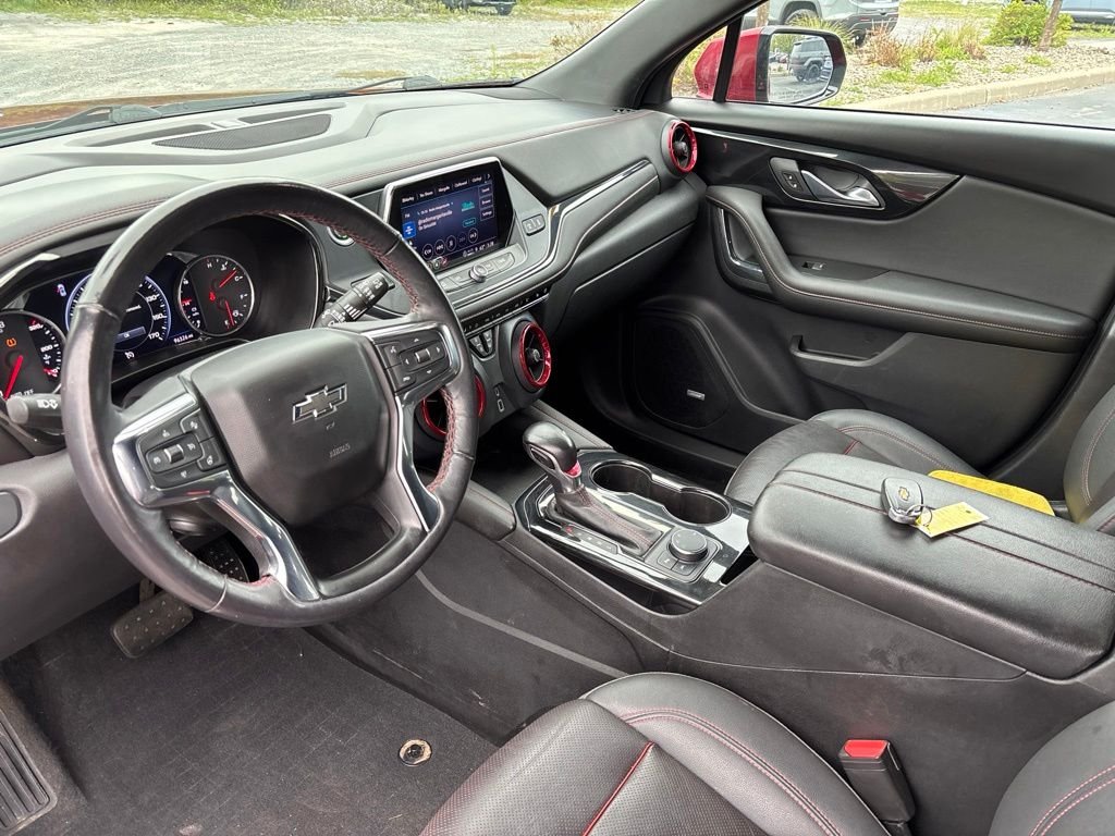 Used 2022 Red Chevrolet RS image 22
