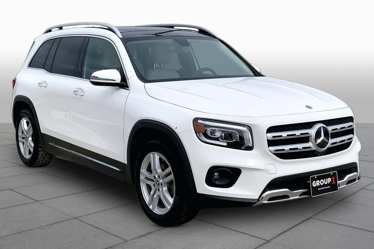 Used 2023 Polar White Mercedes-Benz GLB 250 image 3