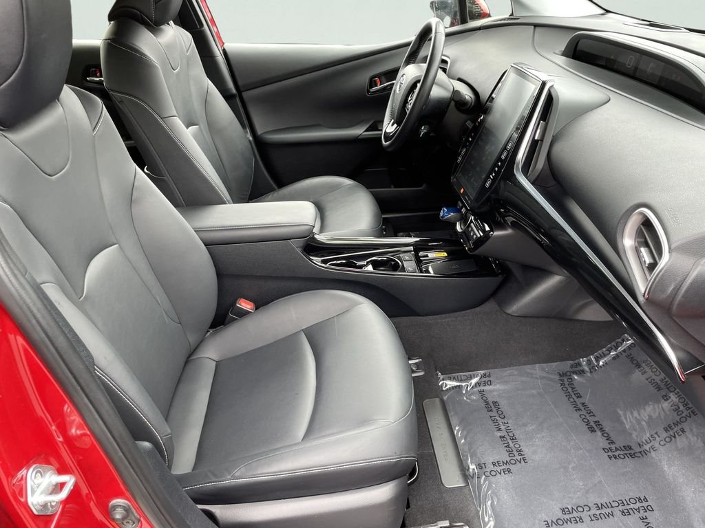 Used 2020 Red Toyota Limited image 13