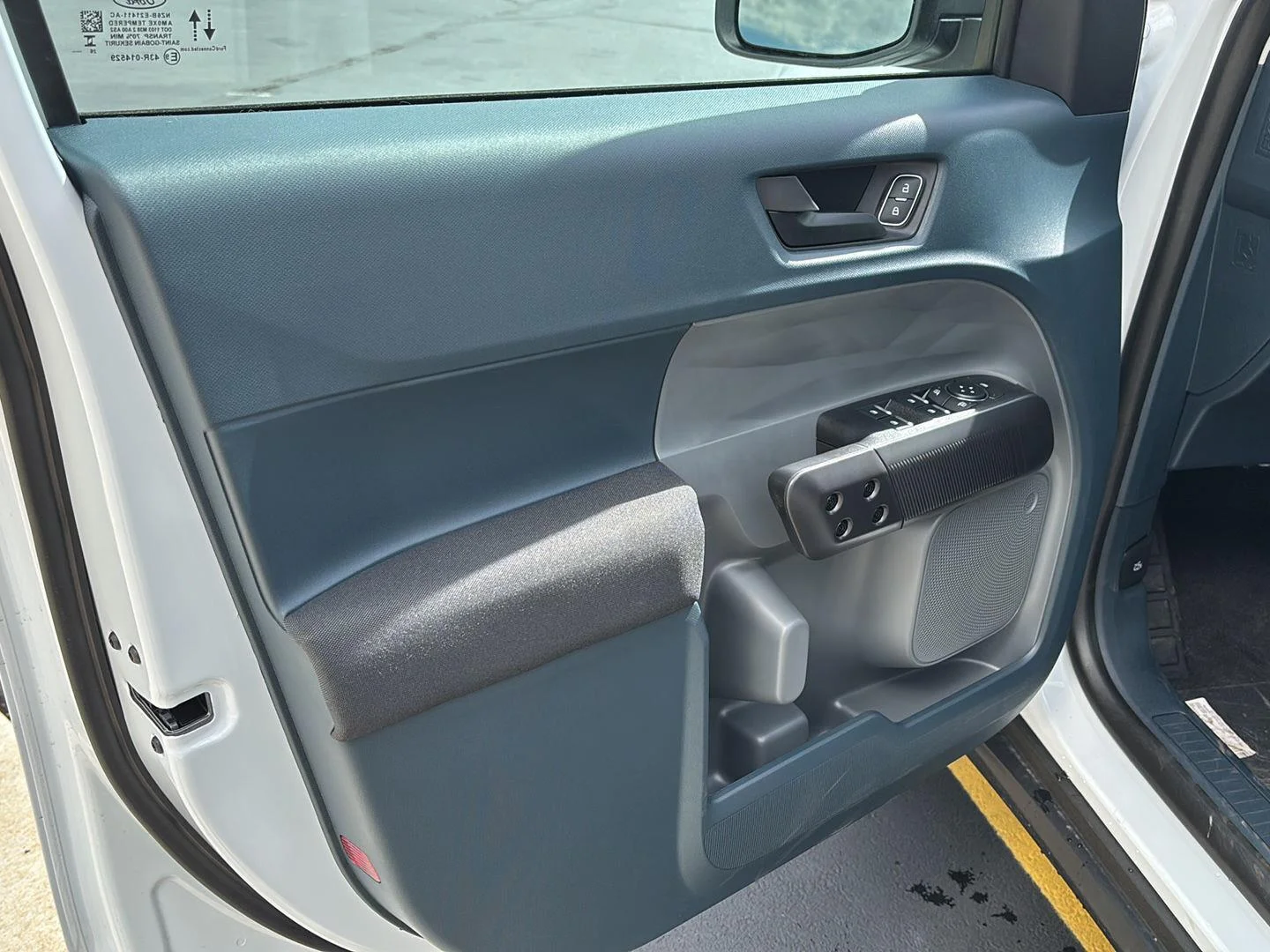New 2026 Oxford White Ford XL image 11