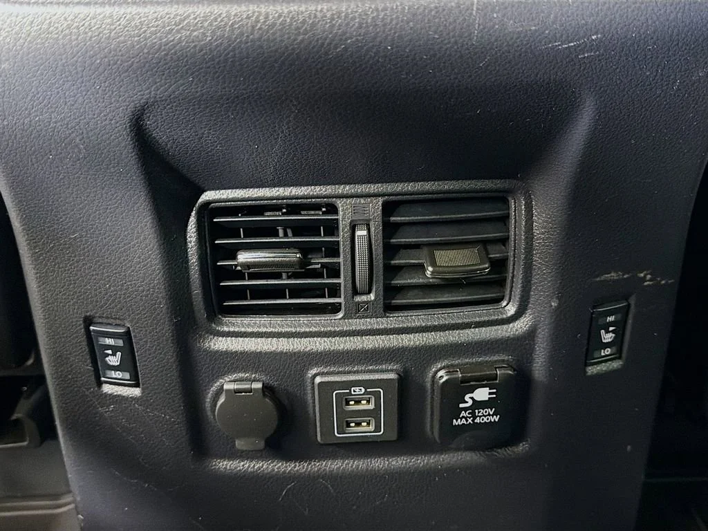 Used 2023  Nissan PRO-4X image 23