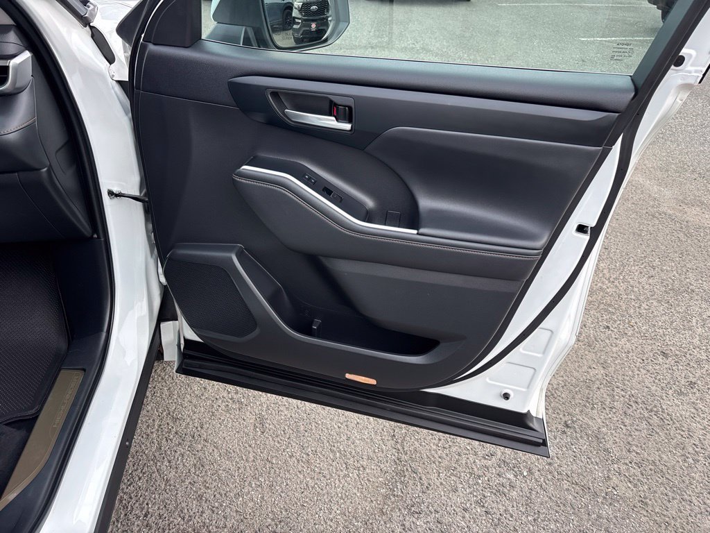 Used 2022 Beige Toyota Bronze Edition image 32