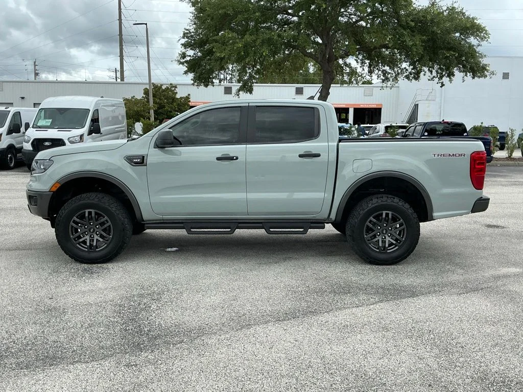 Used 2021 Green Ford XLT image 6