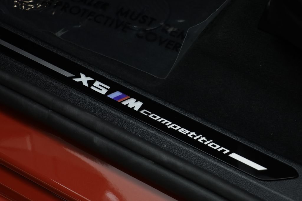 New 2026 Toronto Red Metallic BMW Competition image 8