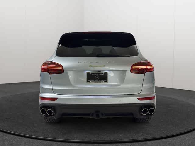 Used 2017  Porsche S E-Hybrid image 6