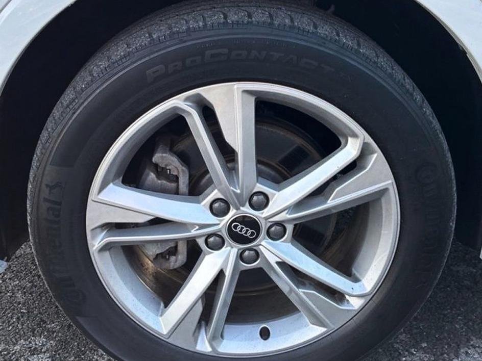 Used 2022 White Audi Premium Plus image 9