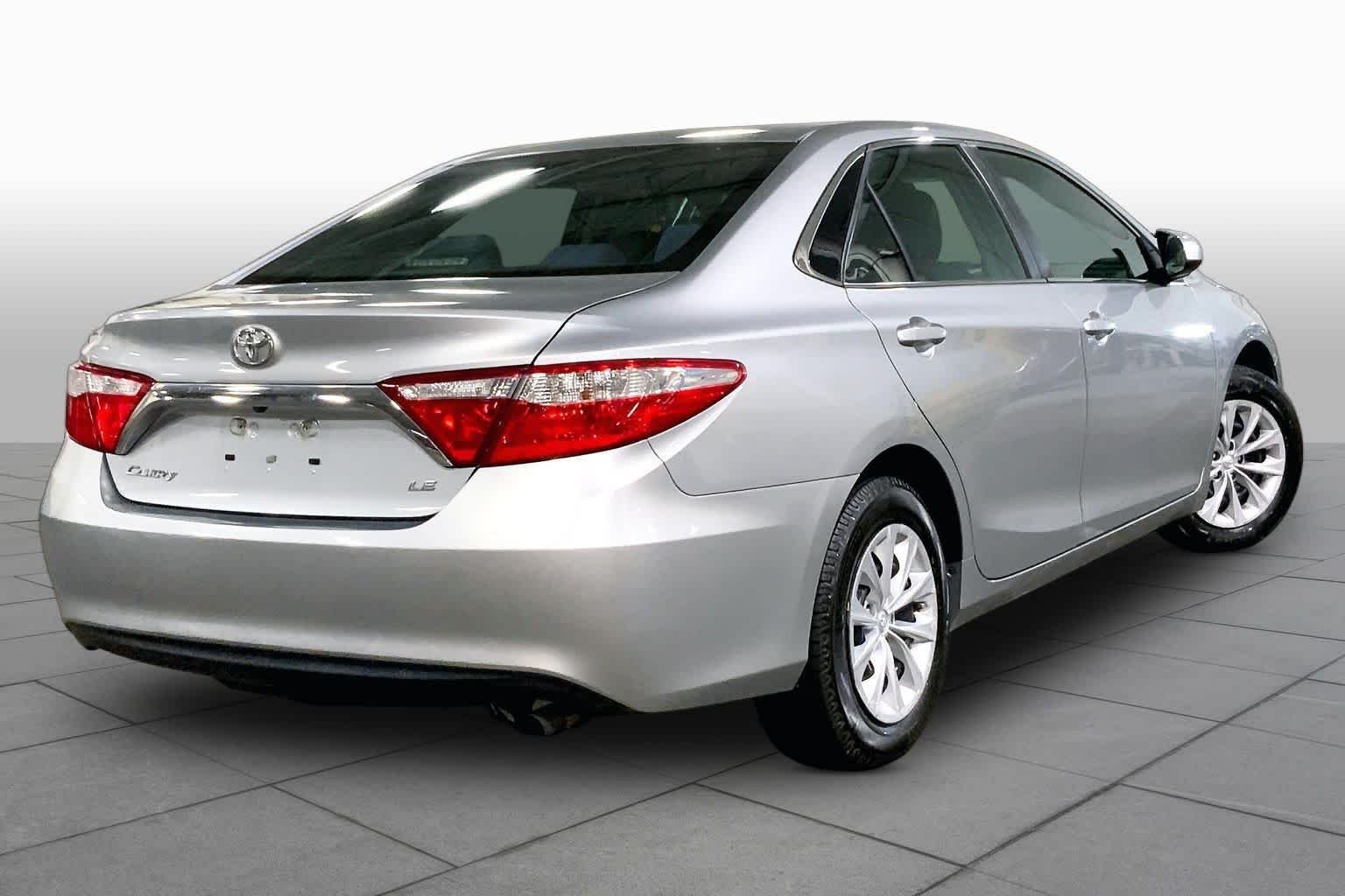 Used 2017 Celestial Silver Metallic Toyota LE image 13