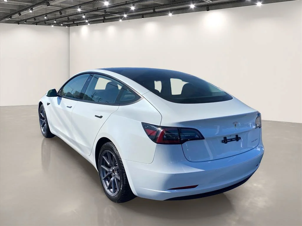 Used 2021 Pearl White Multi-Coat Tesla Long Range image 5