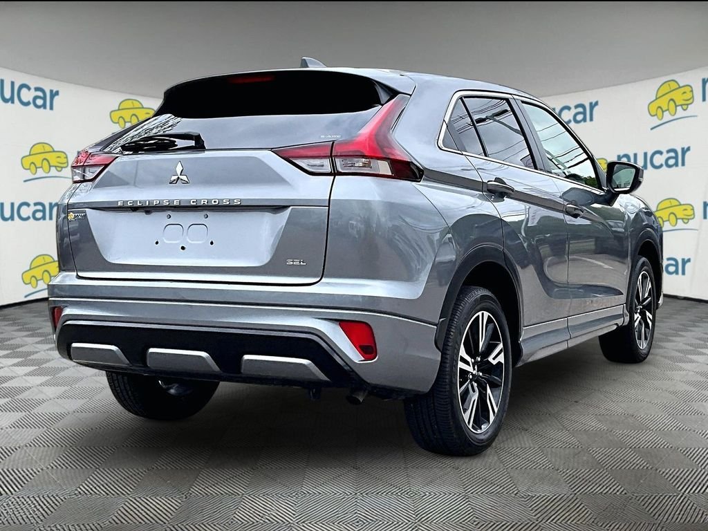 Used 2024 Gray Mitsubishi SE image 6