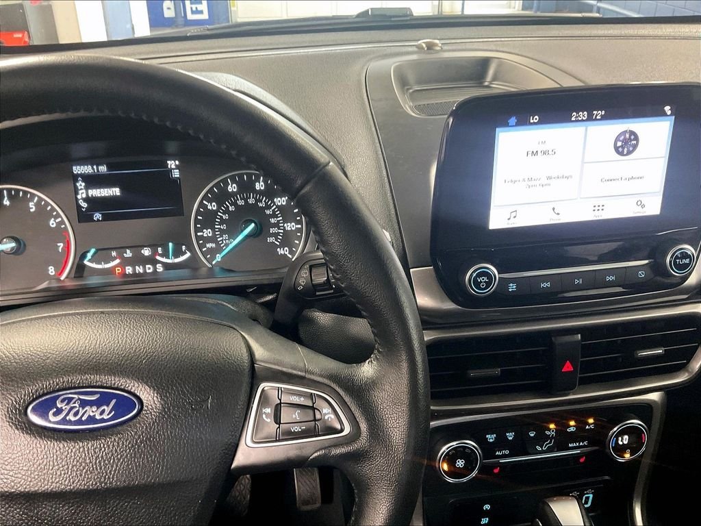 Used 2019 Red Ford SE image 19